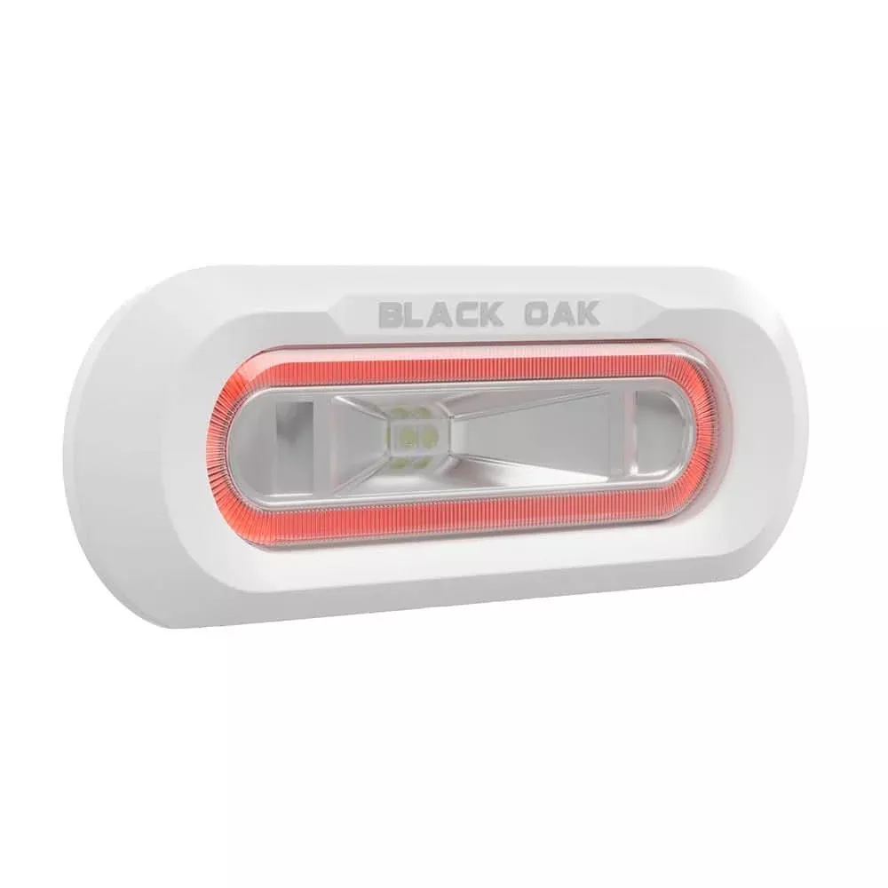 Black Oak Low Pro Marine Spreader Light – Flush Mount – White Housing – Red LED