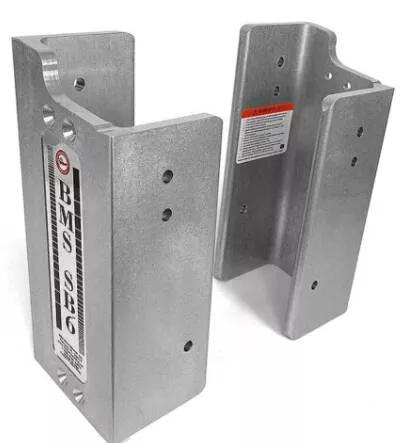 Bob's Machine 6" Fixed Setback Brackets with 1.5" built in lift – 550 HP• 100-406000