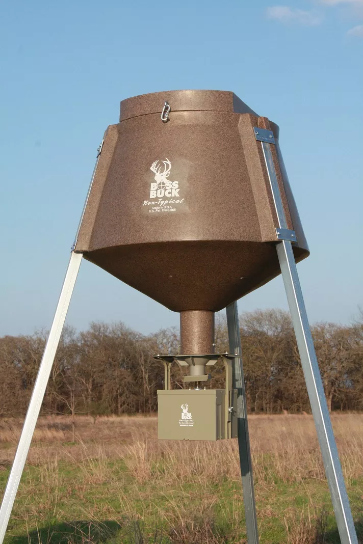 Boss Buck 350lb Spincast Game Feeder