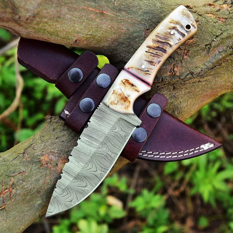 Custom Handmade Damascus Steel Skinning Knife4.5-Inch Sheep Horn Handle