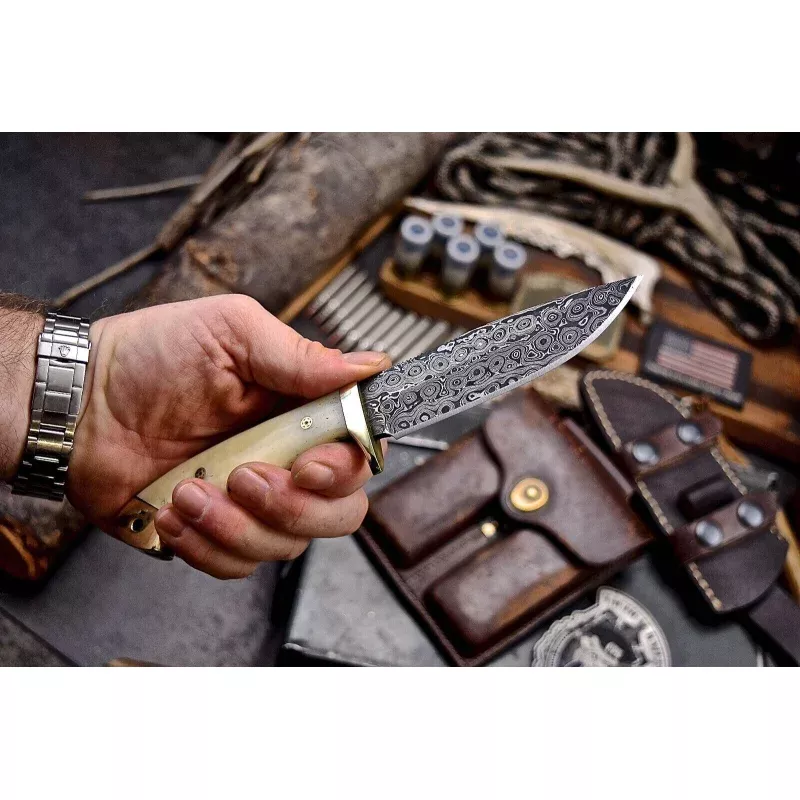 Custom Handmade Skinning Knife – Damascus Steel, 4.5 Blade