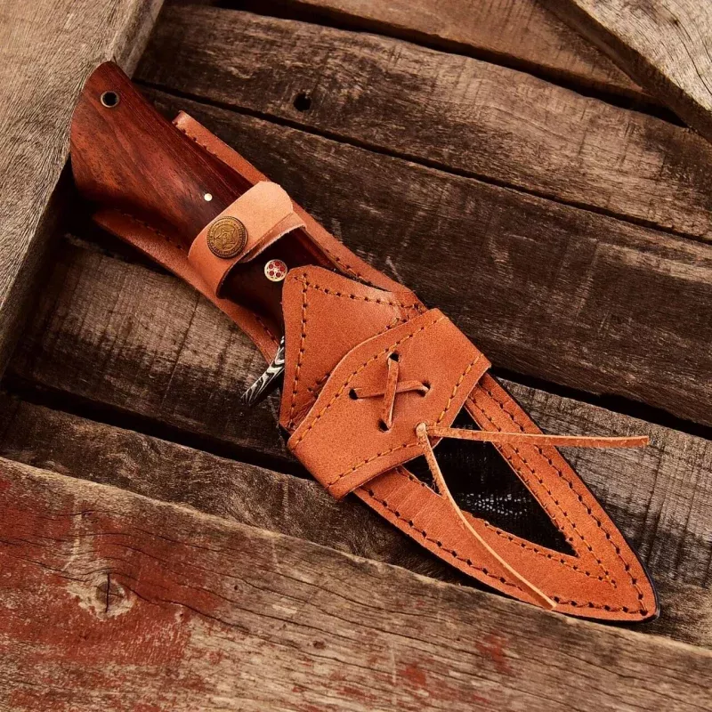 Custom Handmade Small Hunting Knife with Damascus Steel Blade