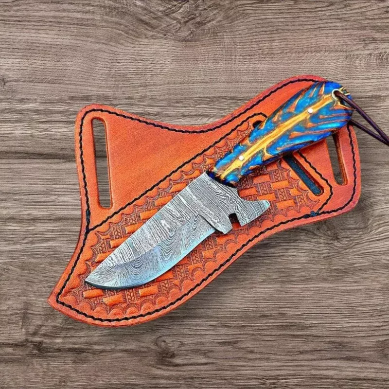 Custom Handmade Working Cowboy KnifeDamascus Steel Pine Cone Handle with Leather Sheath
