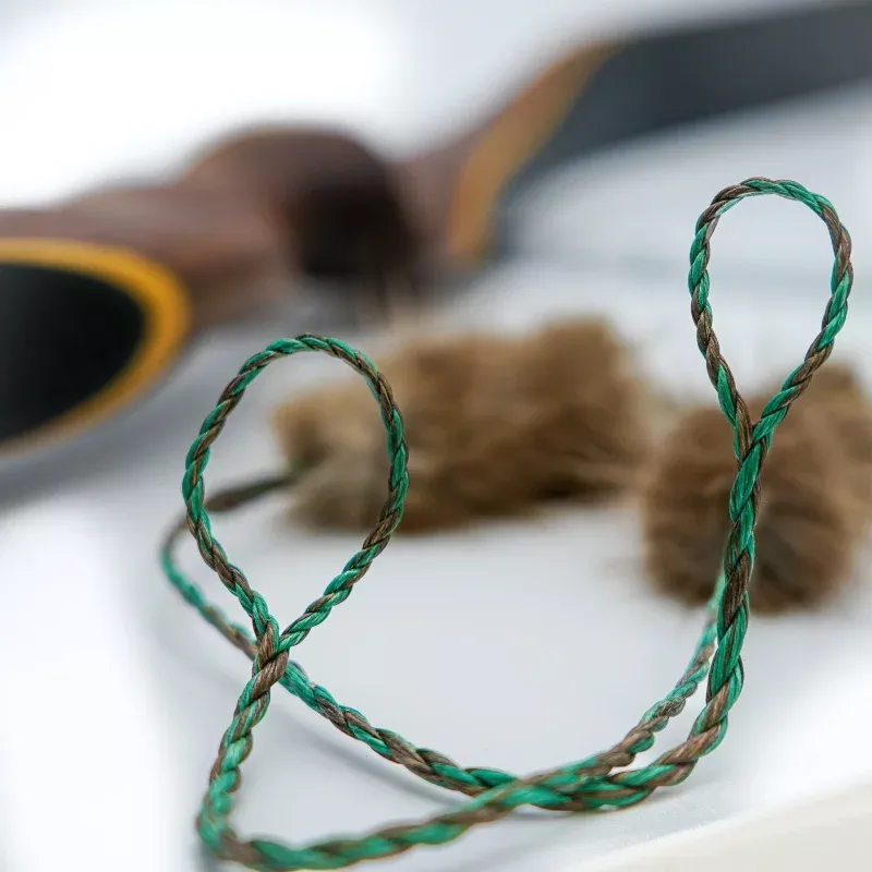 D97 Hunting Bowstring – Camo, Quiet and Fast