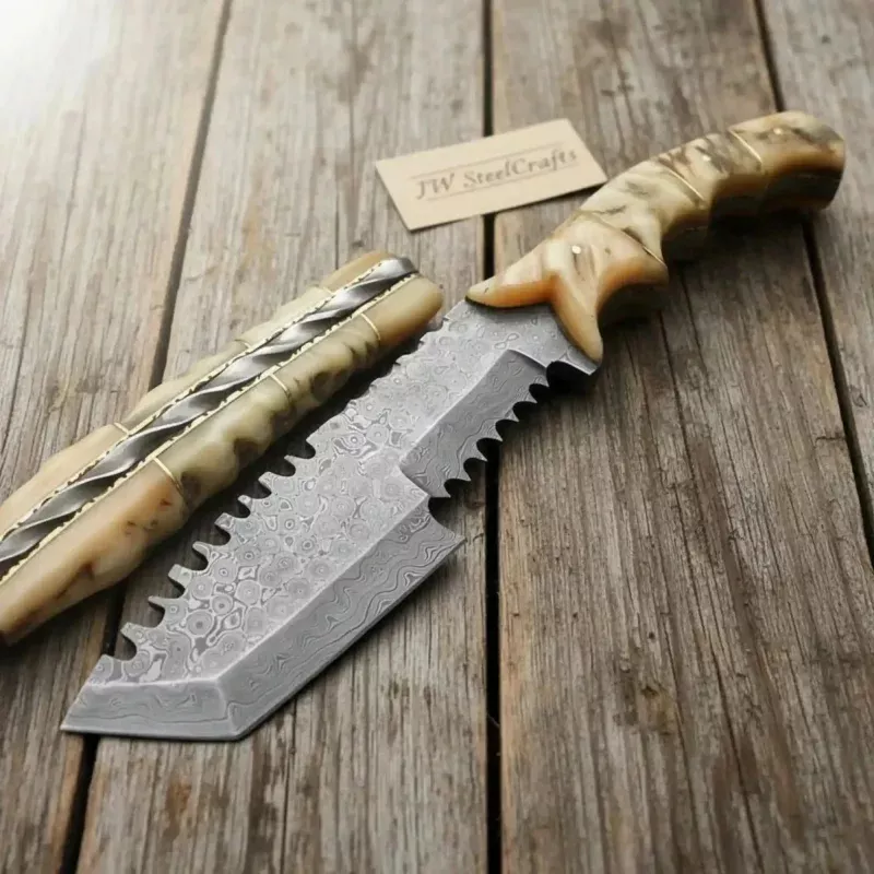 Damascus Tom Brown Tracker Knife with Ram Horn Handle – Full Tang