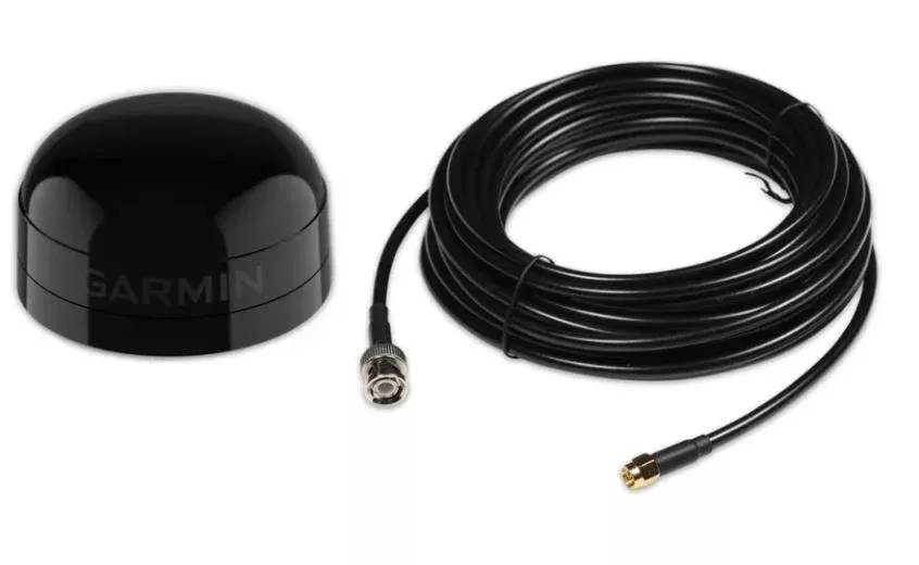 Garmin GA 38 GPS and GLONASS Antenna• 010-13305-20