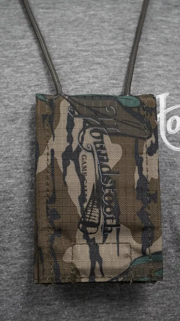 Houndstooth Mouth Call Pouch – Mossy Oak Greenleaf