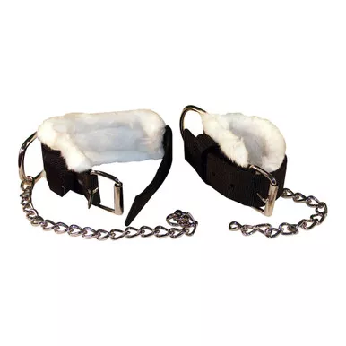INTREPID INTERNATIONAL Horse Kicking Chains (239912)