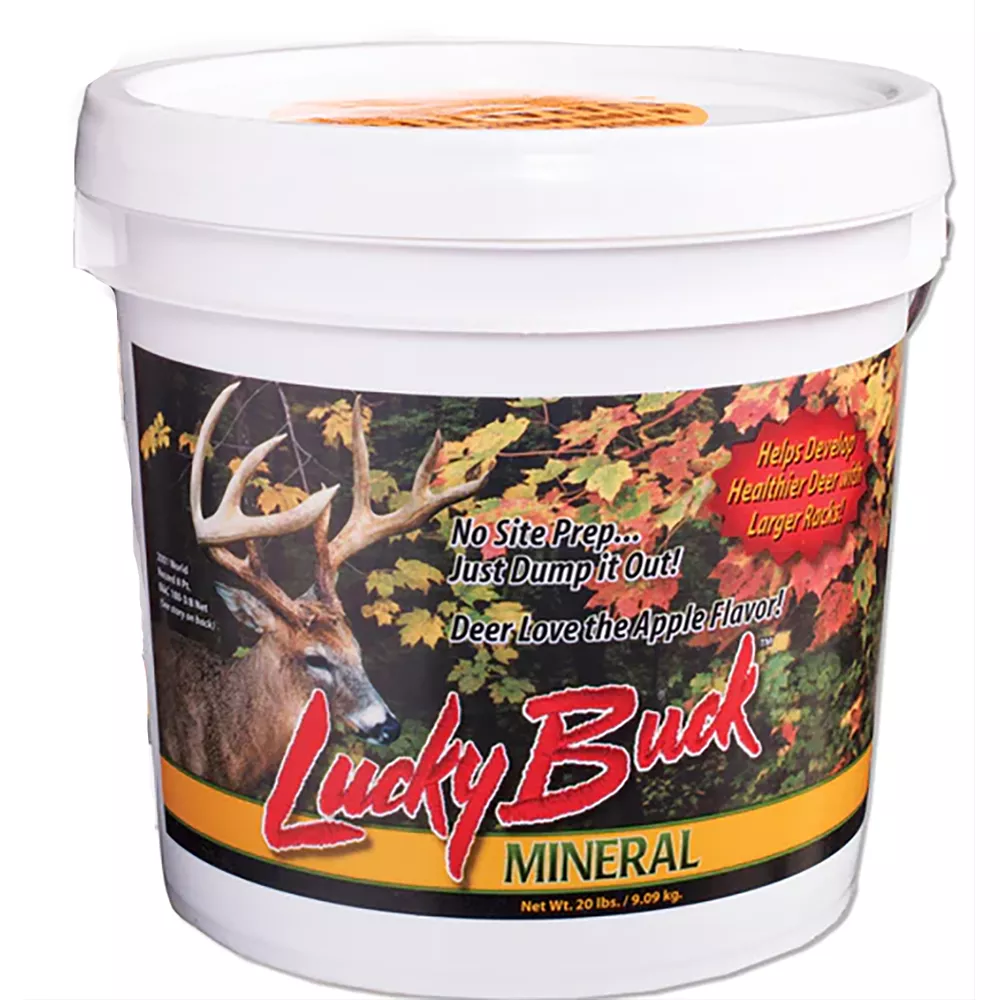 Lucky Buck Mineral Bucket – 20 LB