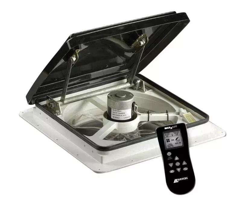 Maxxair Maxxfan Plus Powered Roof Vent w/ Remote, Smoke• 00-04500K
