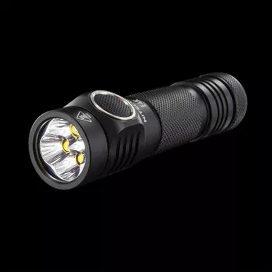 Nitecore E4K