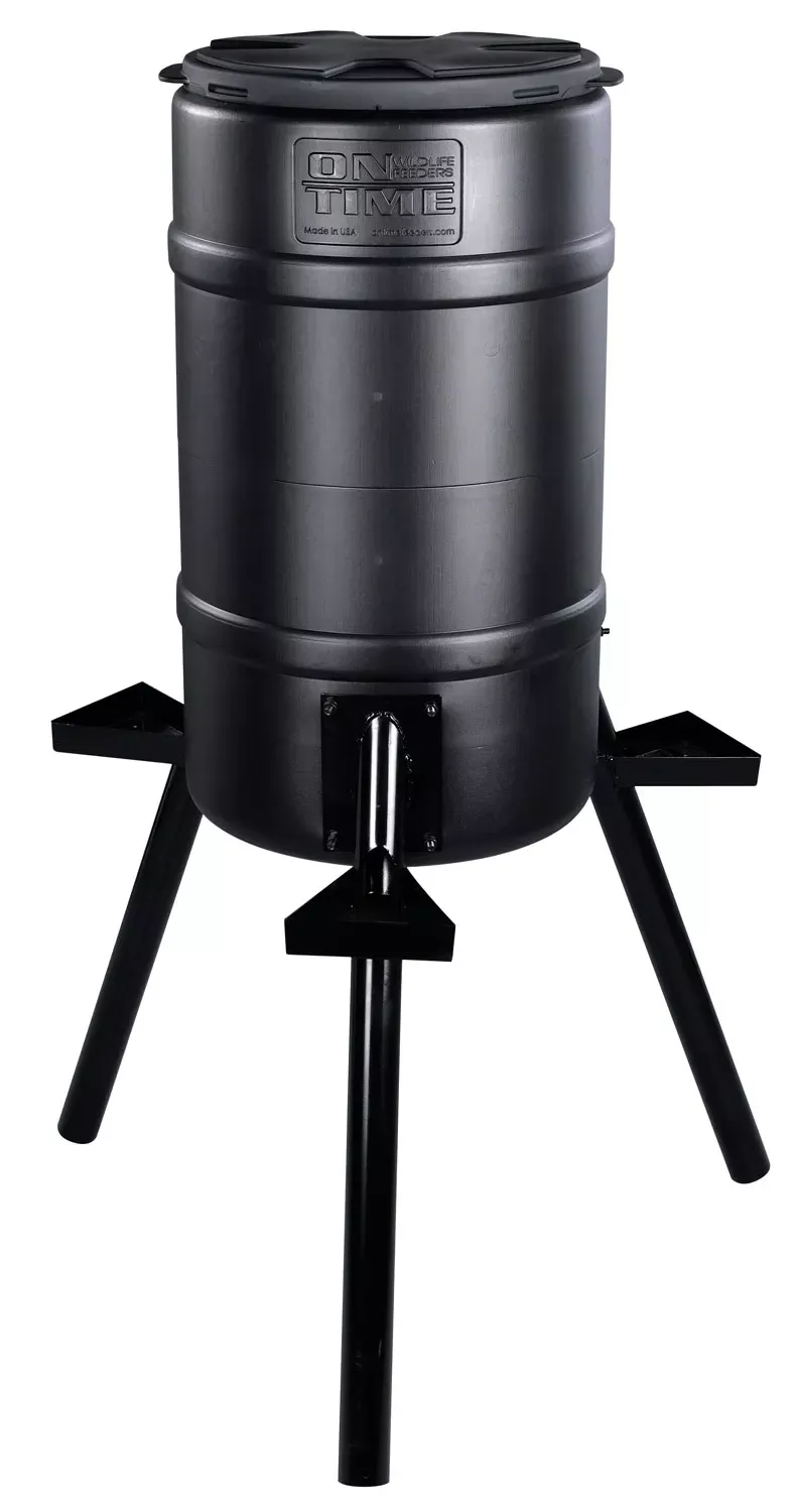 On Time Buckeye Gravity Feeder, Polyethylene, 200 lbs Capacity, 2" Metal Legs, 3 Feeding Stations