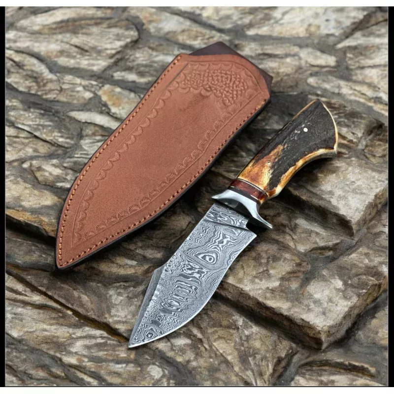 Premium Damascus Steel Hunting Knife with Stag Horn Handle & Leather Case
