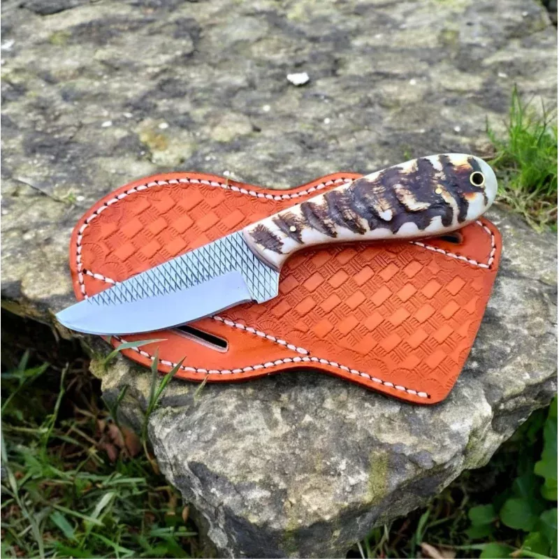 Ranch Cowboy KnivesSheep Horn Handle with Leather Case