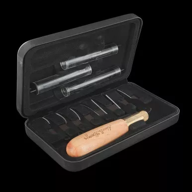 Schrade Uncle Henry Wood Carving Kit