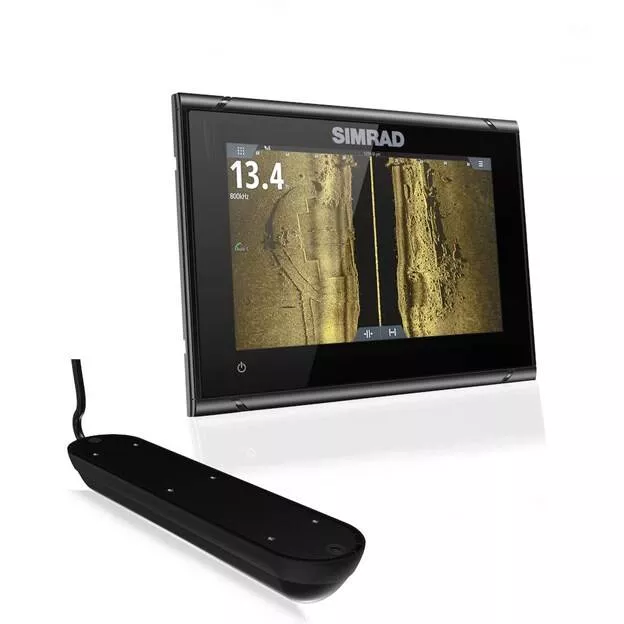 Simrad GO7 XSR 7" Fish Finder/Chartplotter with Active Imaging™ Transducer, C-Map Discover Charts• 000-14838-002
