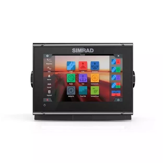Simrad GO7 XSR 7" Fish Finder/Chartplotter with C-Map Discover Charts, No Transducer• 000-14078-002