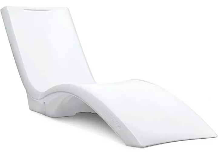 Step2 Vero Pool Lounger, White• 538699