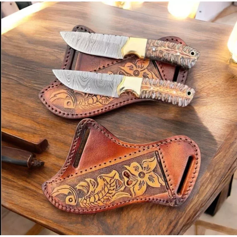 Western Cowboy KnifeDamascus Steel, Pine Cone Resin & Brass Handle