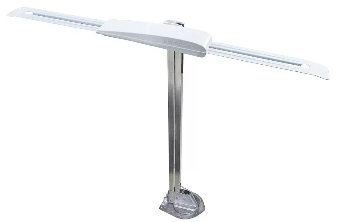 Winegard Ultimate Sensar III HDTV Antenna• RV-7095